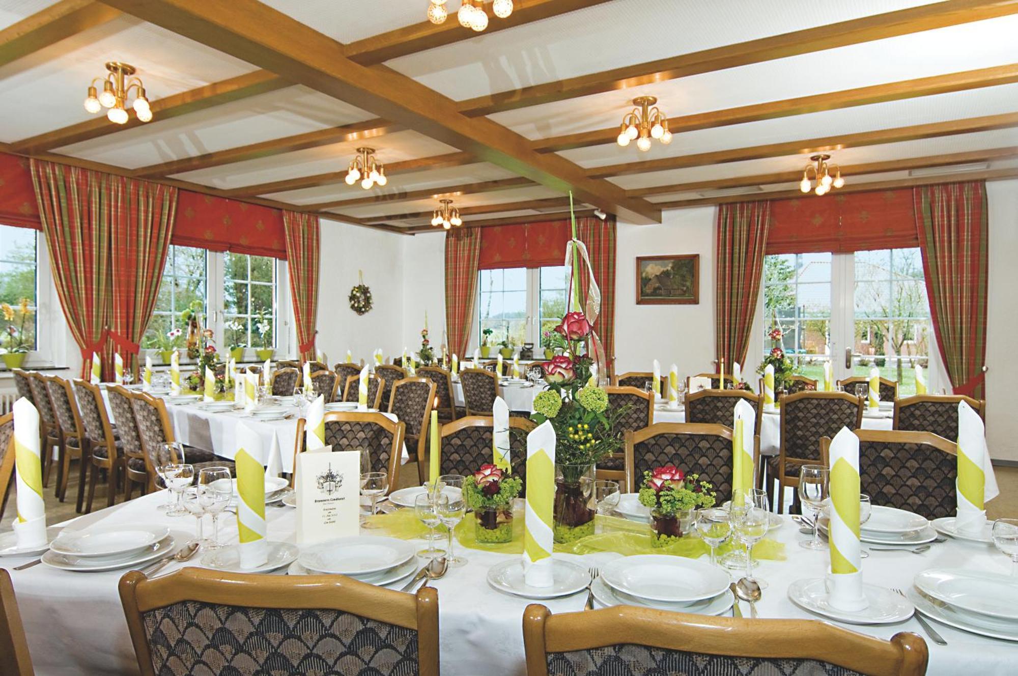 Brammers Landhotel Zum Wietzetal วิตเซนดอร์ฟ ภายนอก รูปภาพ